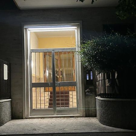 Ederle 40 Apartment เวโรนา ภายนอก รูปภาพ
